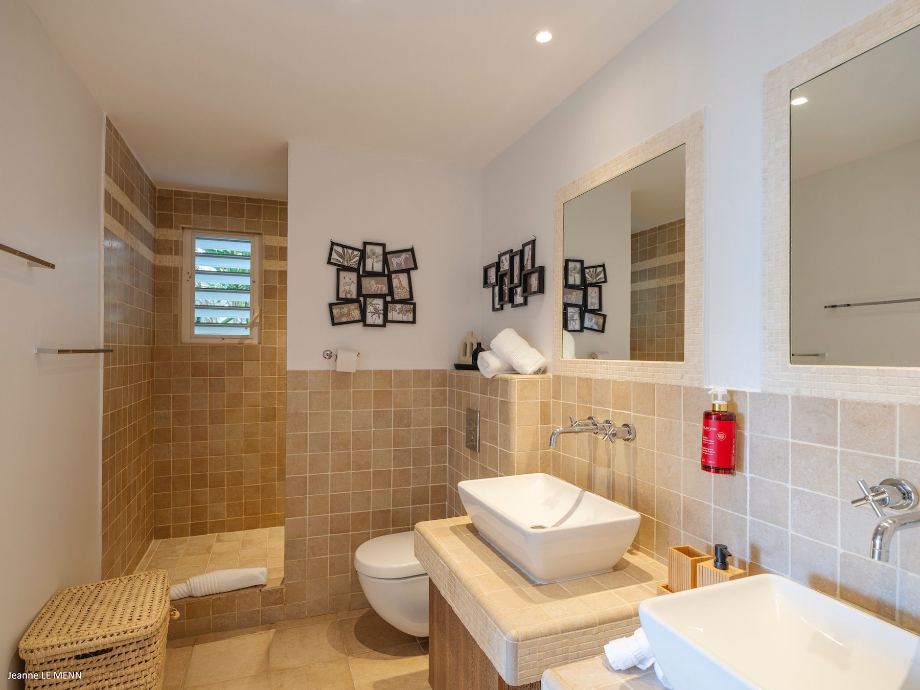 Ensuite